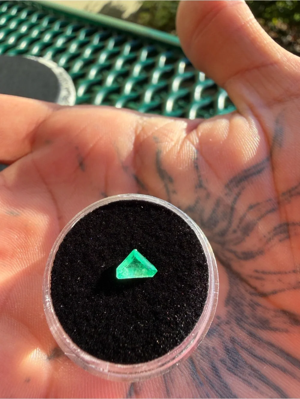 Emerald natural colombian